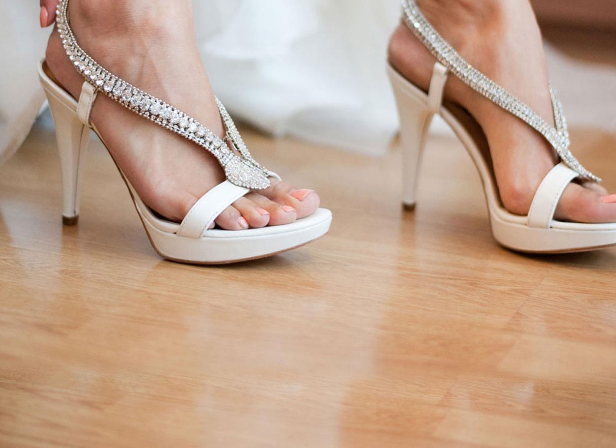 Le scarpe della sposa. Piccola guida alla scelta della scarpa migliore